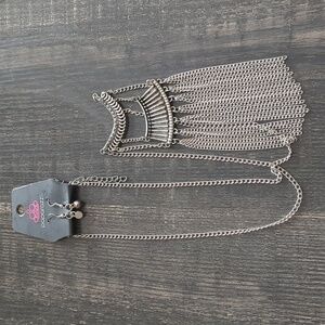 Paparazzi Silvertone Long Necklace & Earrings Set NWT
